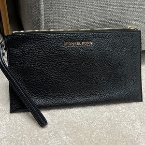 Excellent condition Michael Kors black leather Wristlet